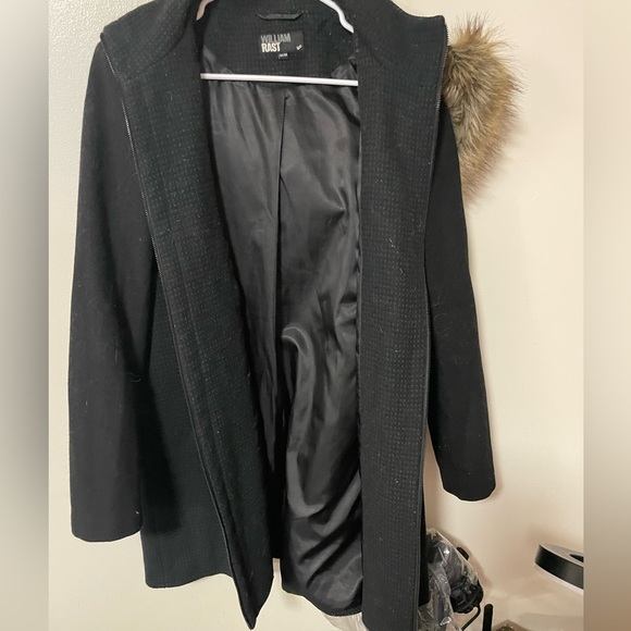 ✨LONG FUR HOOD JACKET✨ - Picture 2 of 4